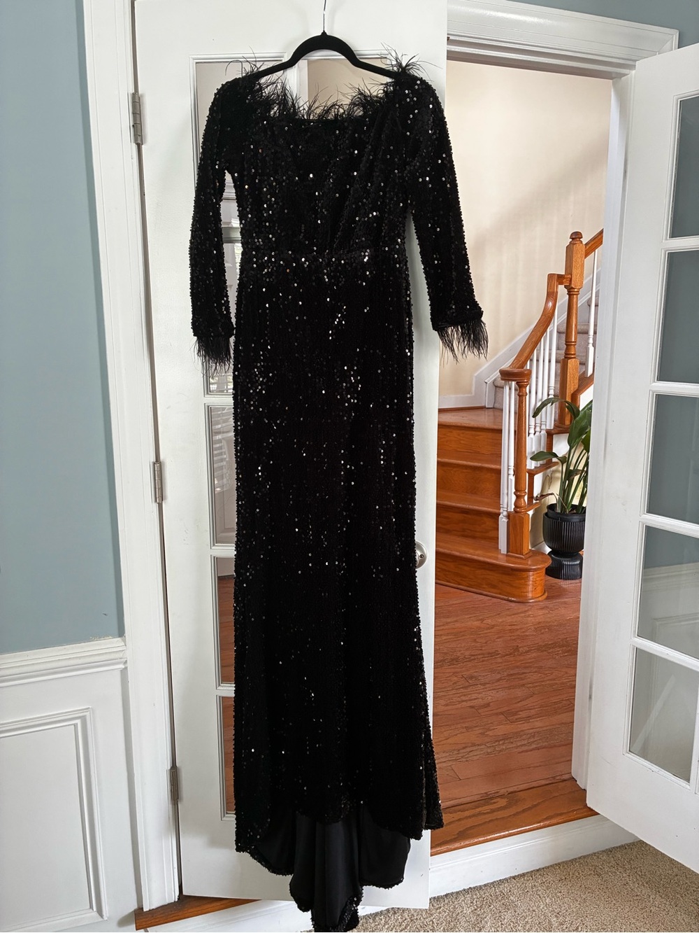Show stopper Sexy Black off the shoulders sequins dress with a train